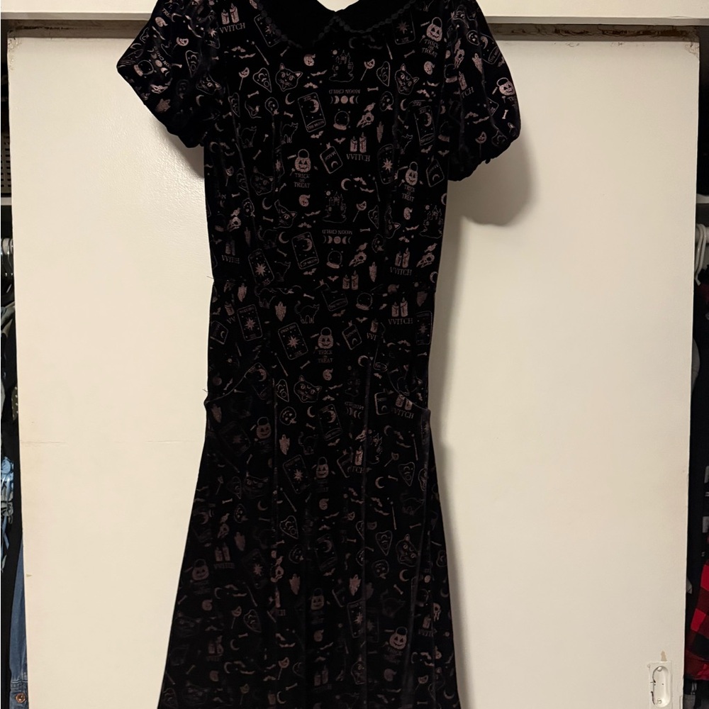 Collectif Peta Spooky Velvet Swing Dress